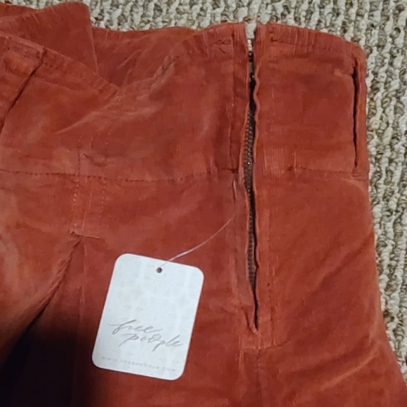 Free people skort size 6 - Picture 3 of 3